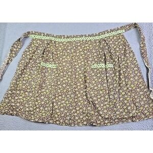 Vintage 60s 70s Half Apron Kitchen Crafts Floral Country Cottage Lodge Pockets